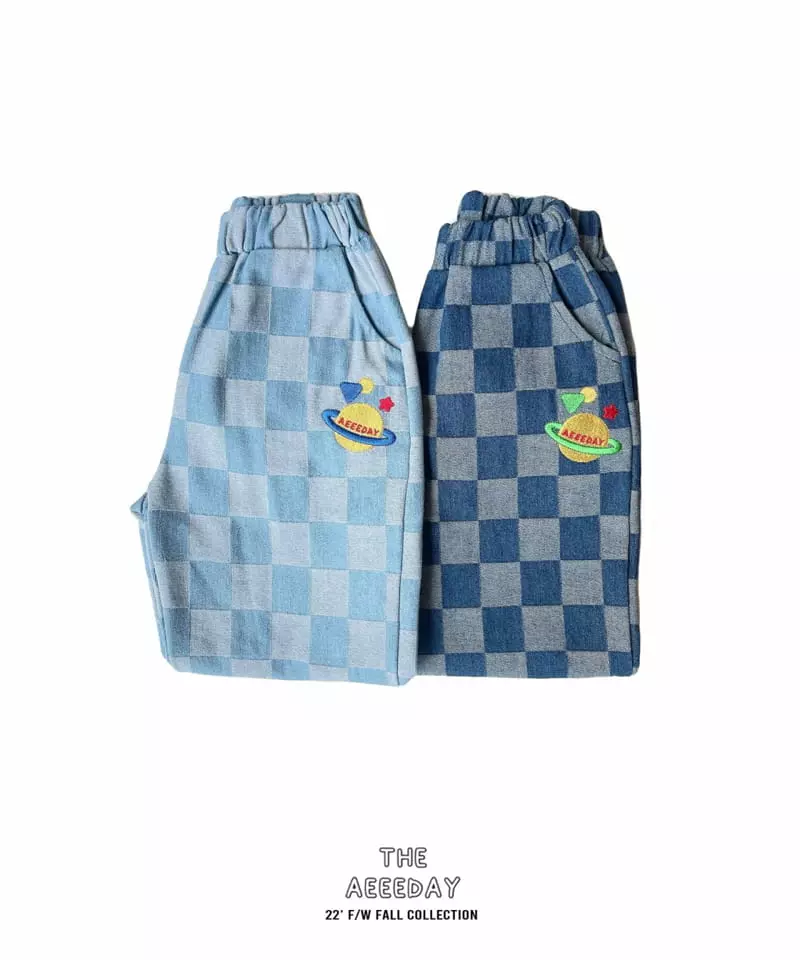 Aeeeday - Korean Children Fashion - #littlefashionista - Check Jeans