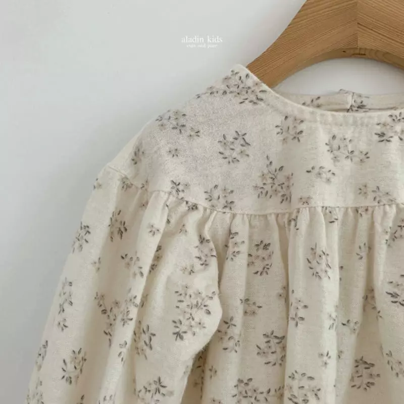Aladin - Korean Children Fashion - #littlefashionista - Fall Wind Blouse