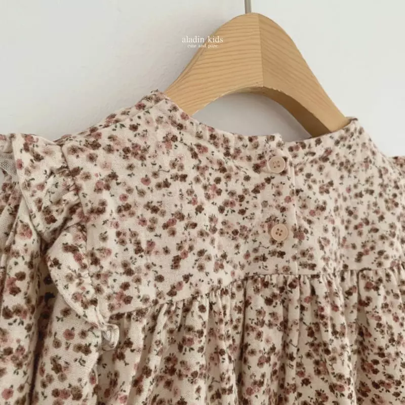 Aladin - Korean Children Fashion - #stylishchildhood - Wing Flower Blouse - 5