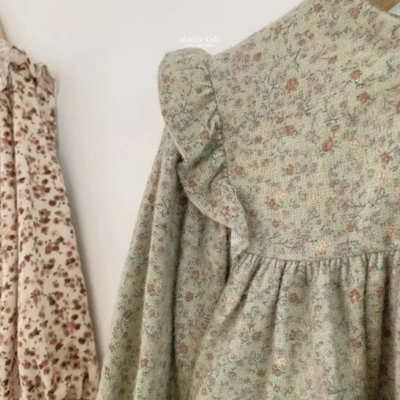 Aladin - Korean Children Fashion - #todddlerfashion - Wing Flower Blouse - 4