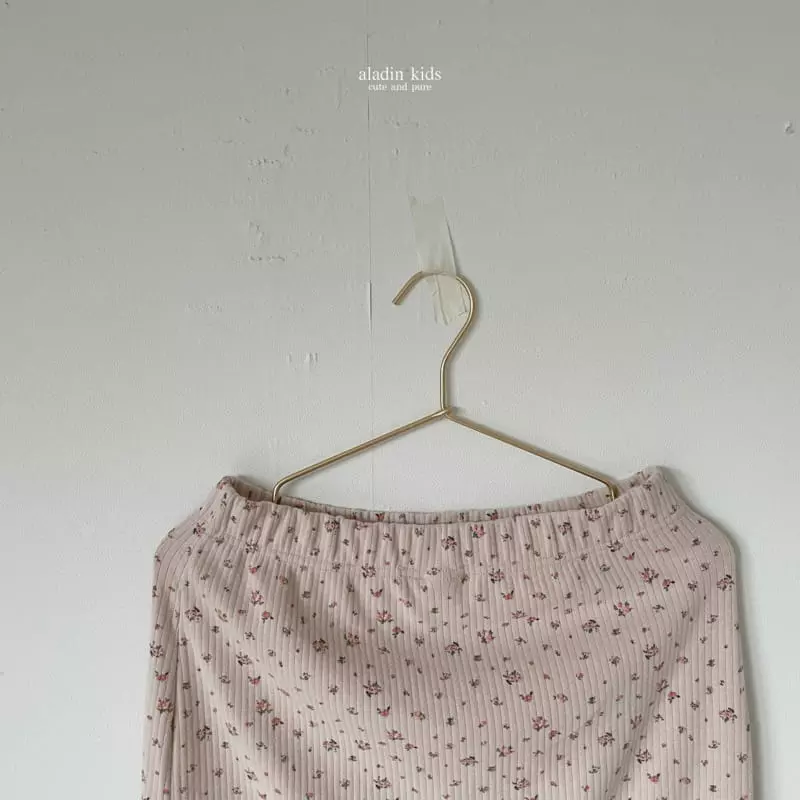 Aladin - Korean Women Fashion - #momslook - Mom Fall Flover Skirt - 2