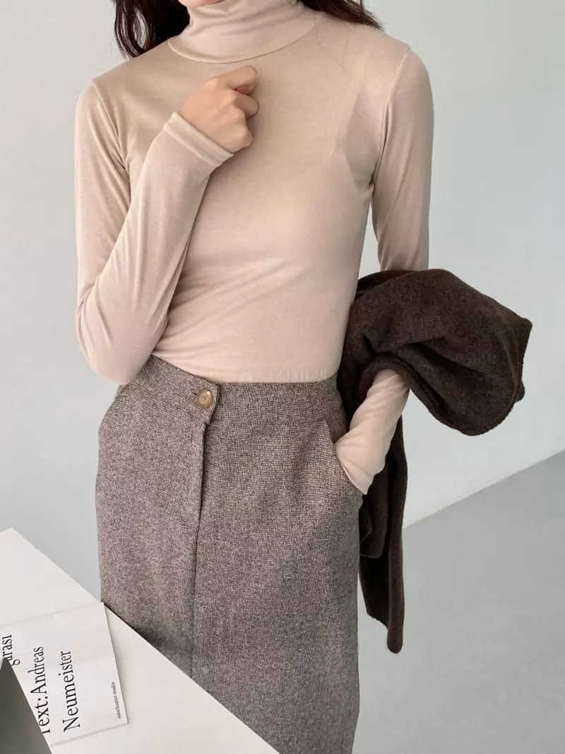 Ame - Korean Women Fashion - #momslook - Turtleneck Tee - 12