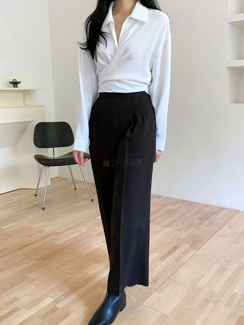 Ame - Korean Women Fashion - #momslook - Cozel Blouse - 2