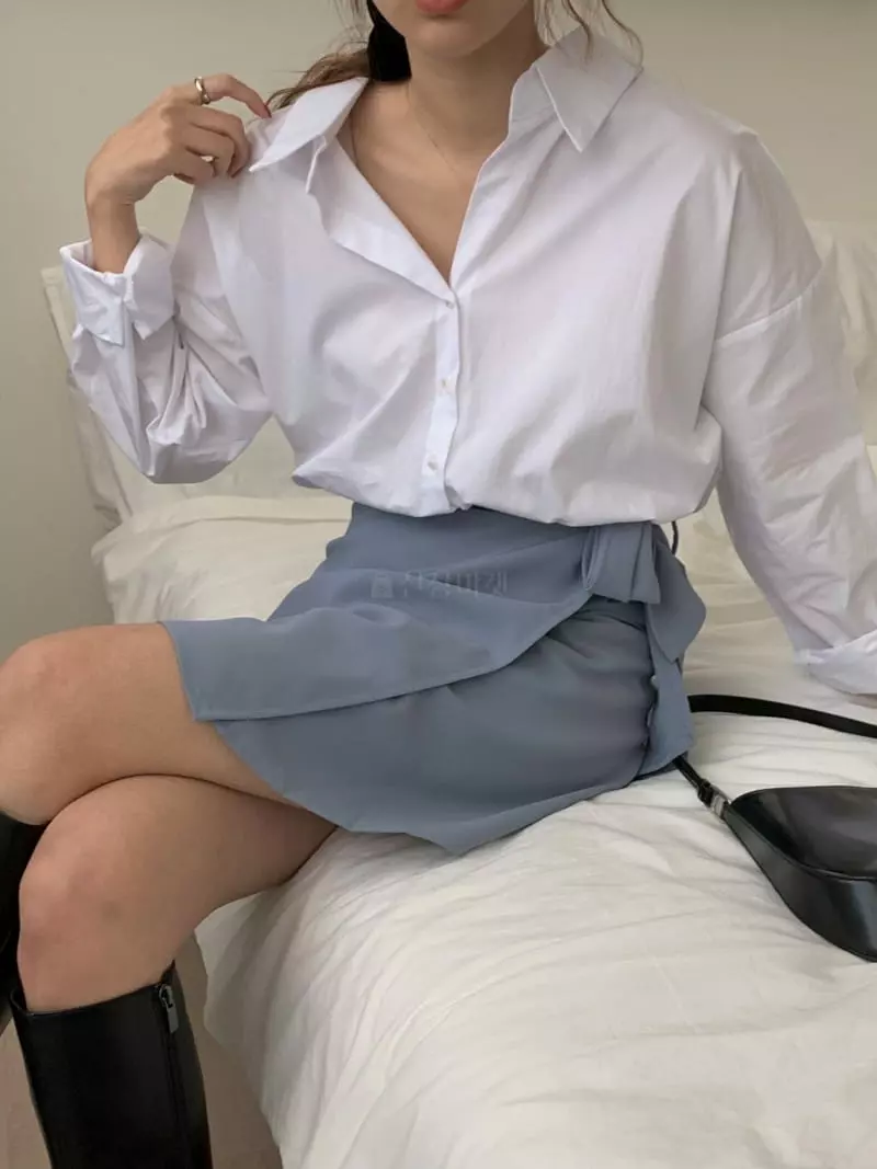 Ame - Korean Women Fashion - #momslook - V Shirt - 2
