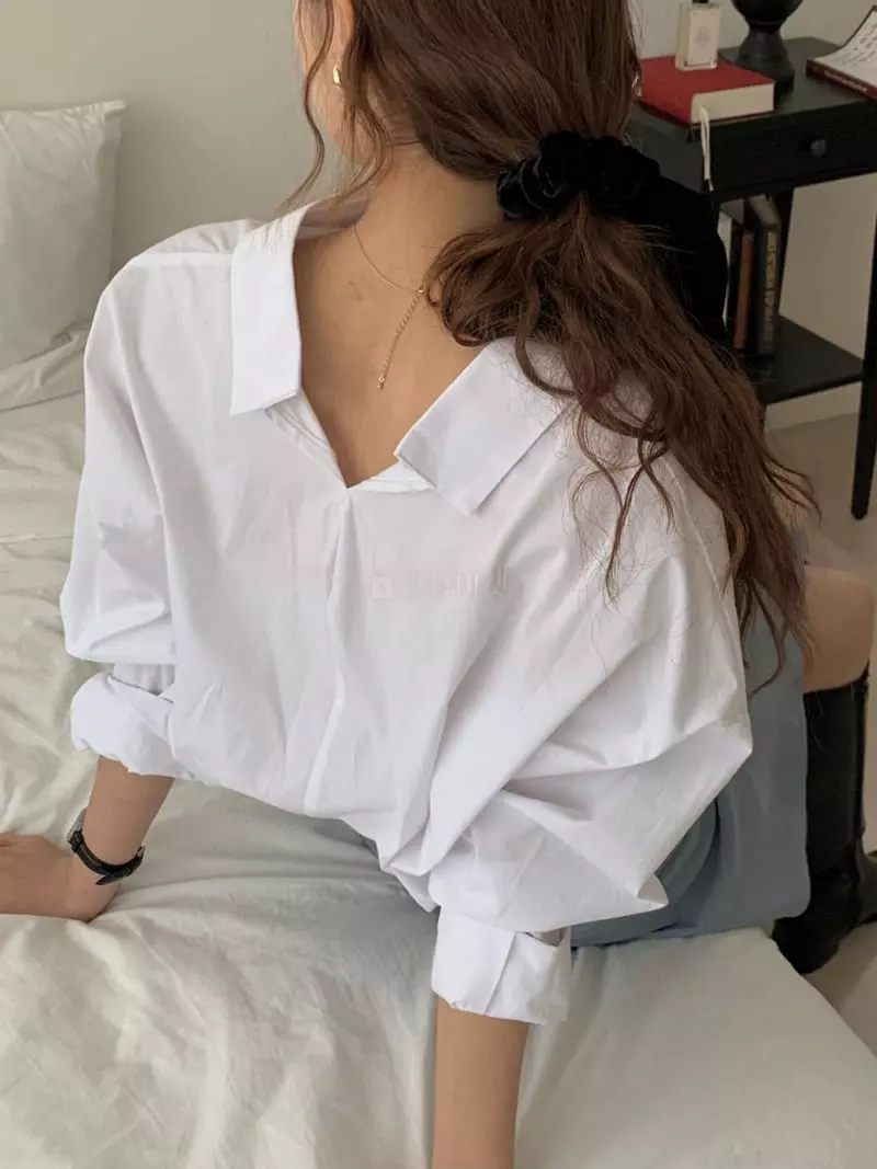 Ame - Korean Women Fashion - #womensfashion - V Shirt - 4