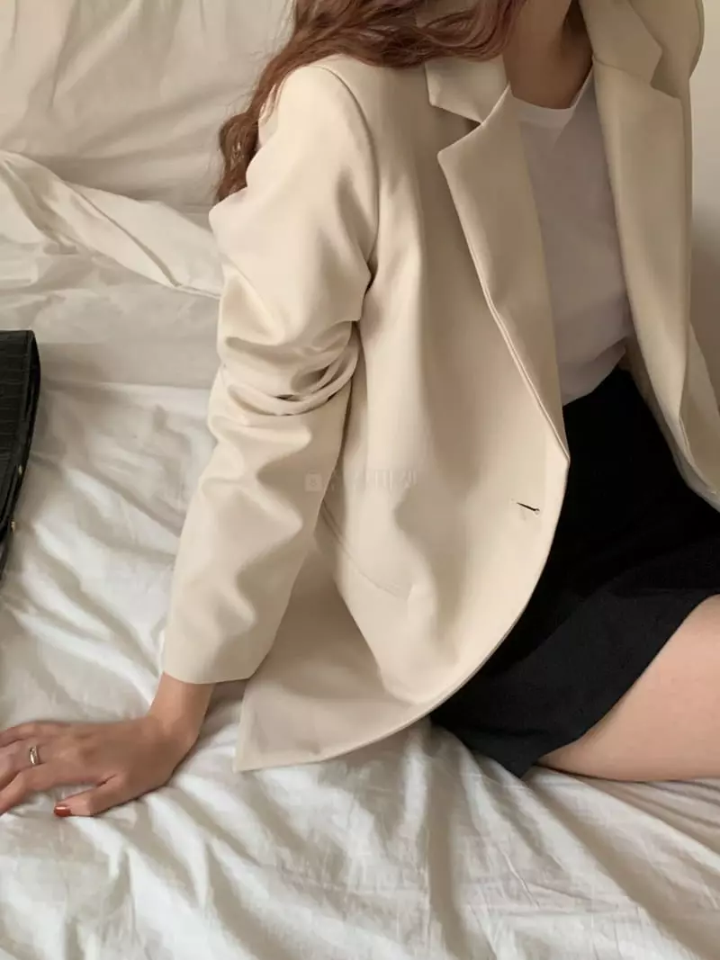 Ame - Korean Women Fashion - #momslook - Belt Jacket - 5