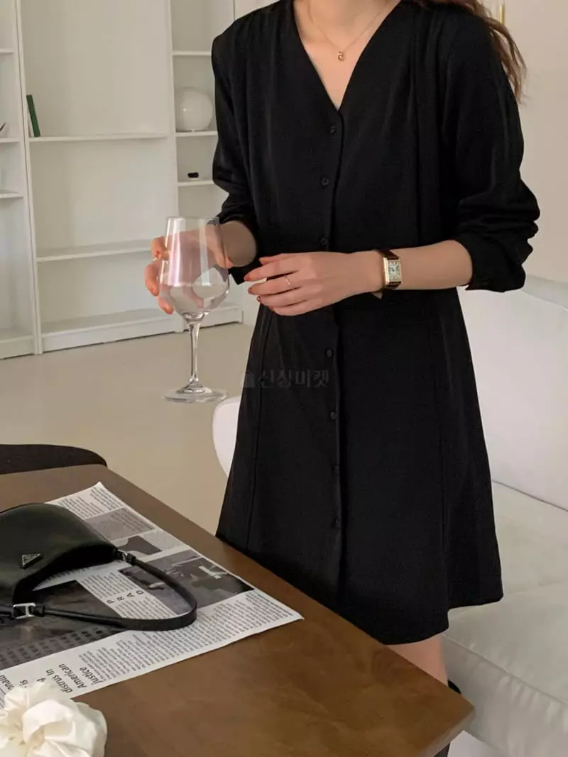 Ame - Korean Women Fashion - #womensfashion - Lucy One-piece - 4