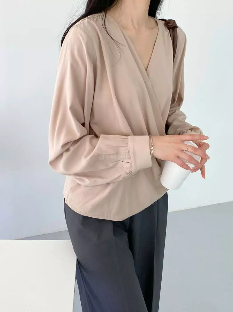 Ame - Korean Women Fashion - #shopsmall - Slik Wrap Blouse - 5