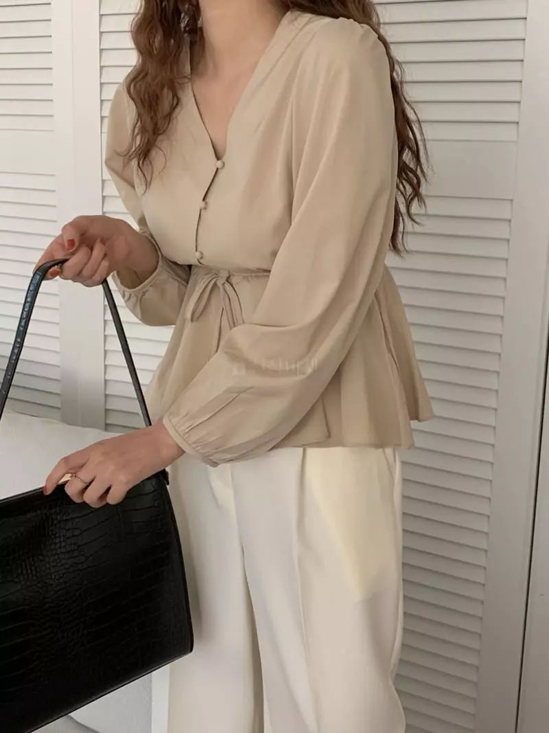 Ame - Korean Women Fashion - #thelittlethings - Bibi Blouse