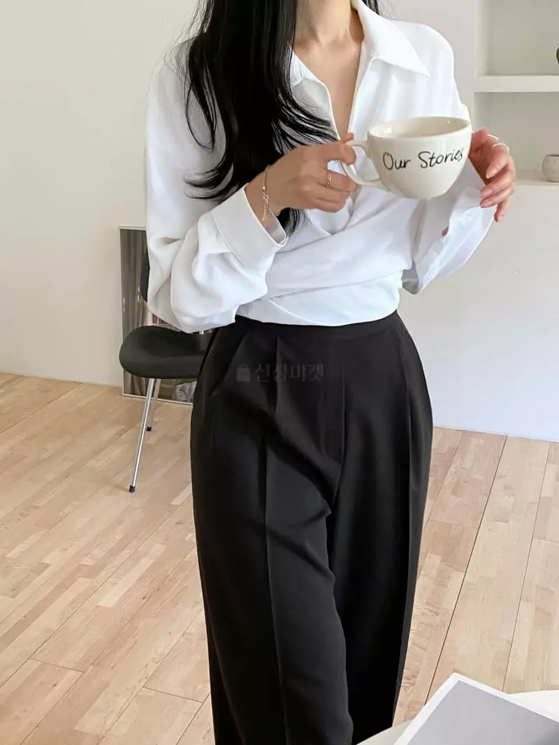 Ame - Korean Women Fashion - #vintageinspired - Cozel Blouse - 6