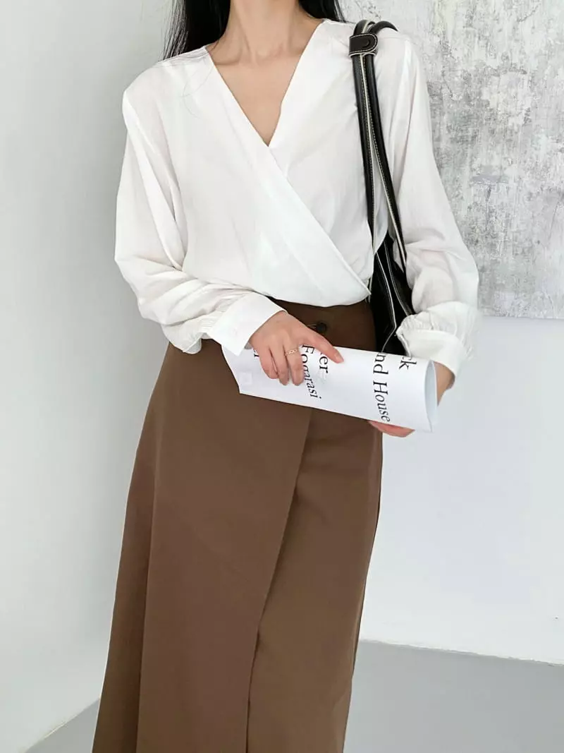 Ame - Korean Women Fashion - #womensfashion - Slik Wrap Blouse - 11