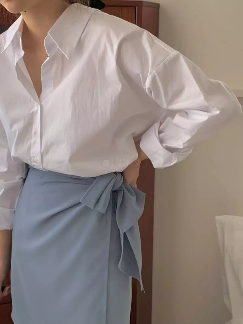 Ame - Korean Women Fashion - #womensfashion - V Shirt - 3