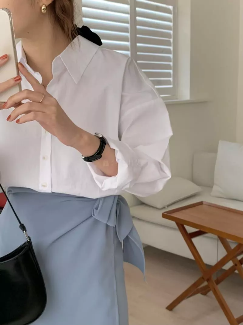 Ame - Korean Women Fashion - #womensfashion - V Shirt - 5
