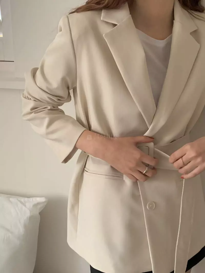 Ame - Korean Women Fashion - #momslook - Belt Jacket - 4