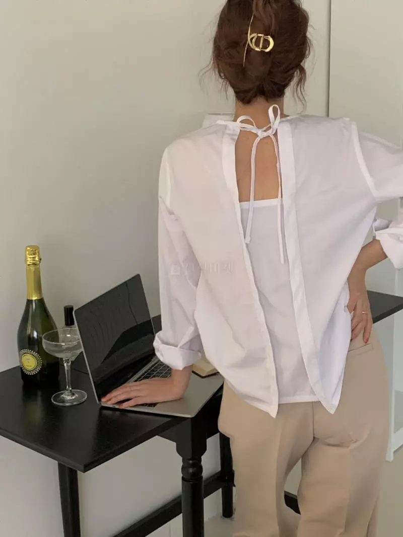 Ame - Korean Women Fashion - #womensfashion - Mood Shirt