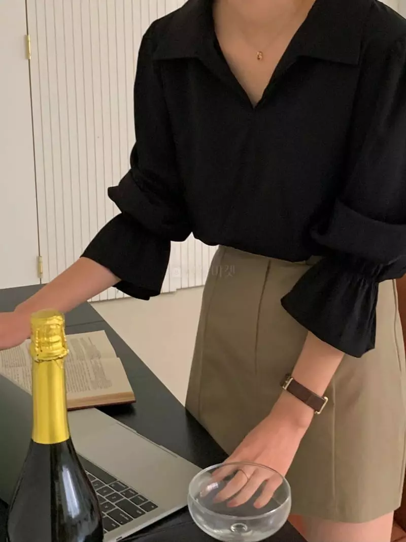 Ame - Korean Women Fashion - #momslook - Lelen Blouse - 4
