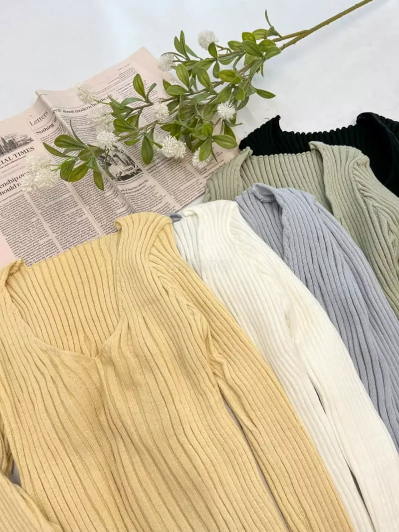 Anne - Korean Women Fashion - #momslook - Slim Rib Knit Tee