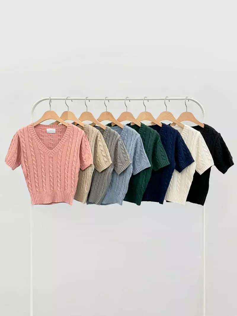 Anne - Korean Women Fashion - #momslook - Luke Twist Shirt Sleeves Crop Knit Tee - 6