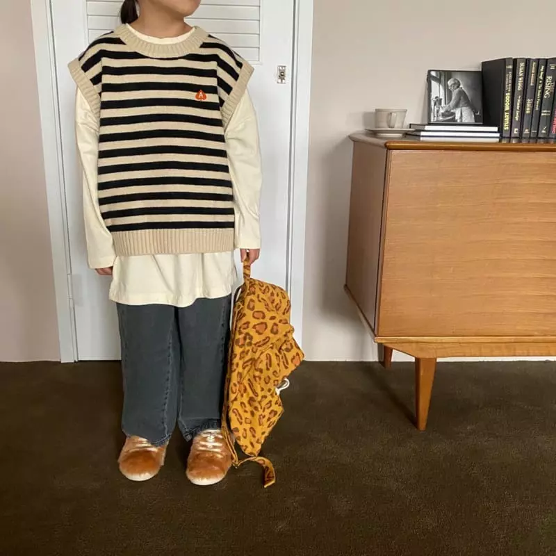 Apfel - Korean Children Fashion - #Kfashion4kids - Line Denim Jeans - 6