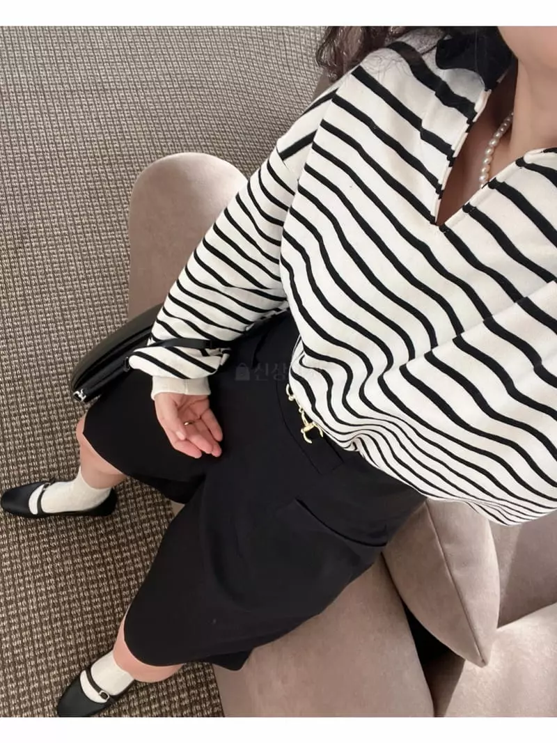 Arr - Korean Women Fashion - #momslook - Stripes Collar Sweatshirt - 8