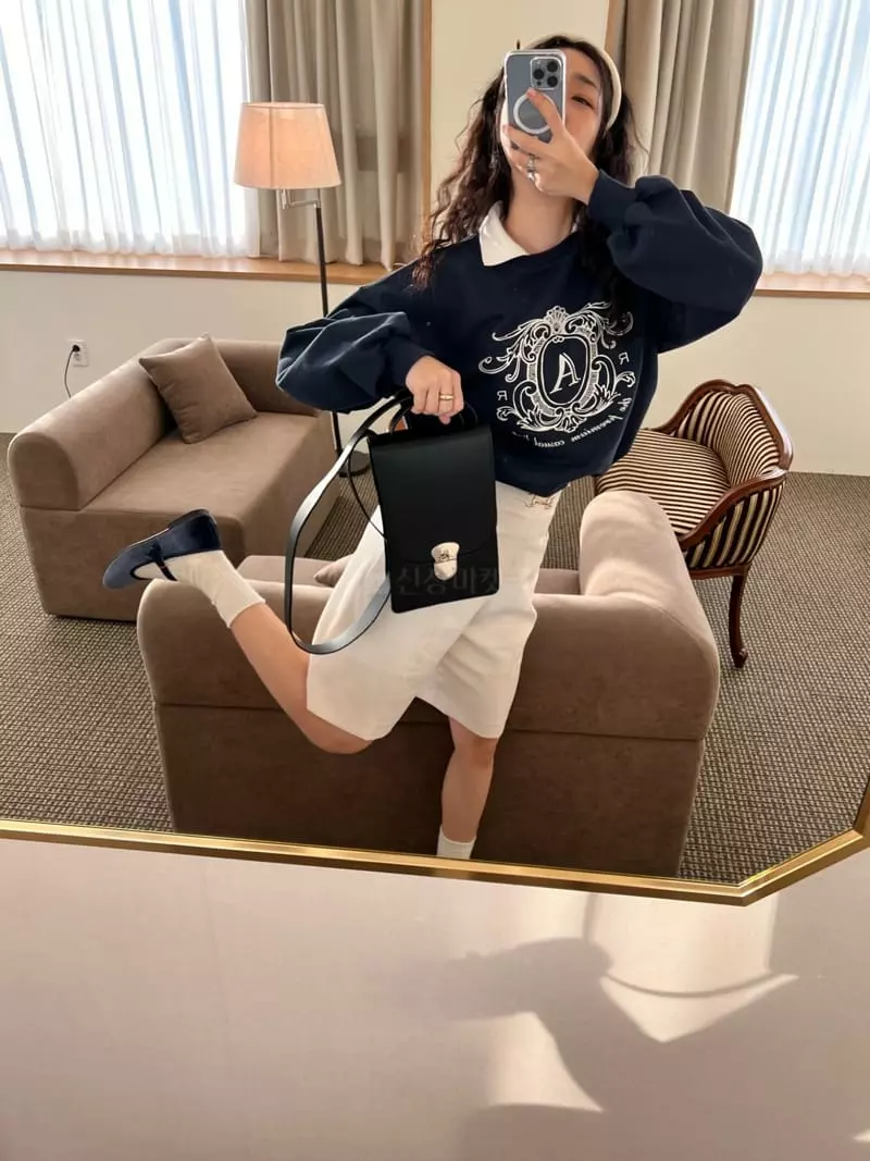 Arr - Korean Women Fashion - #womensfashion - Arr Sweatshirt - 4
