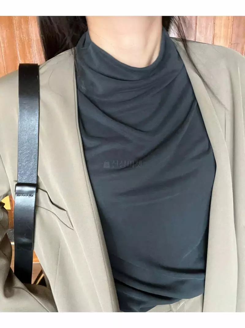 Arr - Korean Women Fashion - #thelittlethings - Sand Half Turtleneck Tee - 4