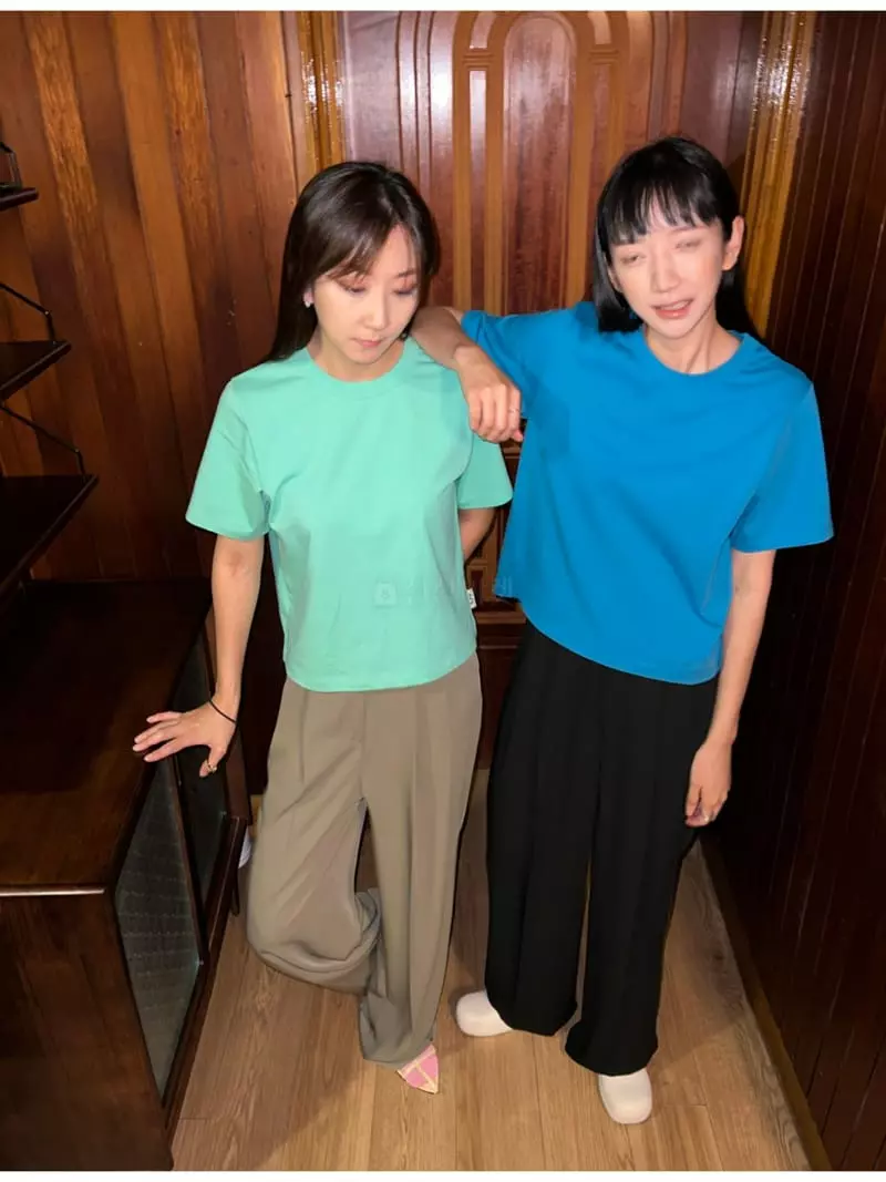 Arr - Korean Women Fashion - #romanticstyle - Sticky Tee - 5