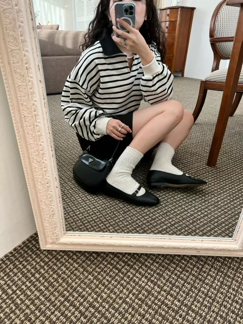 Arr - Korean Women Fashion - #womensfashion - Stripes Collar Sweatshirt - 5