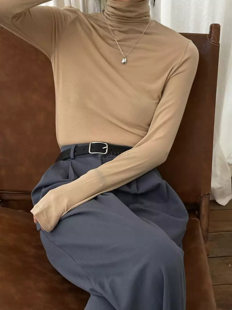 Atmosphere - Korean Women Fashion - #momslook - Olly Turtleneck Tee - 12