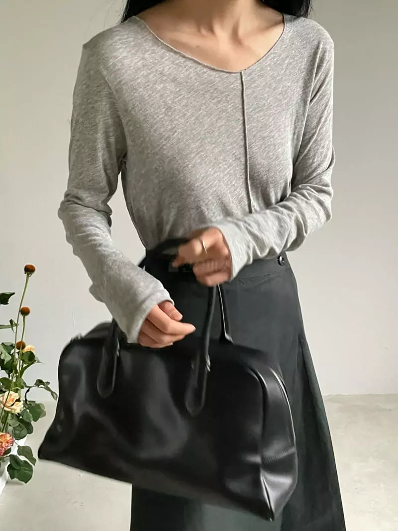 Atmosphere - Korean Women Fashion - #momslook - Modal V Neck Tee - 6