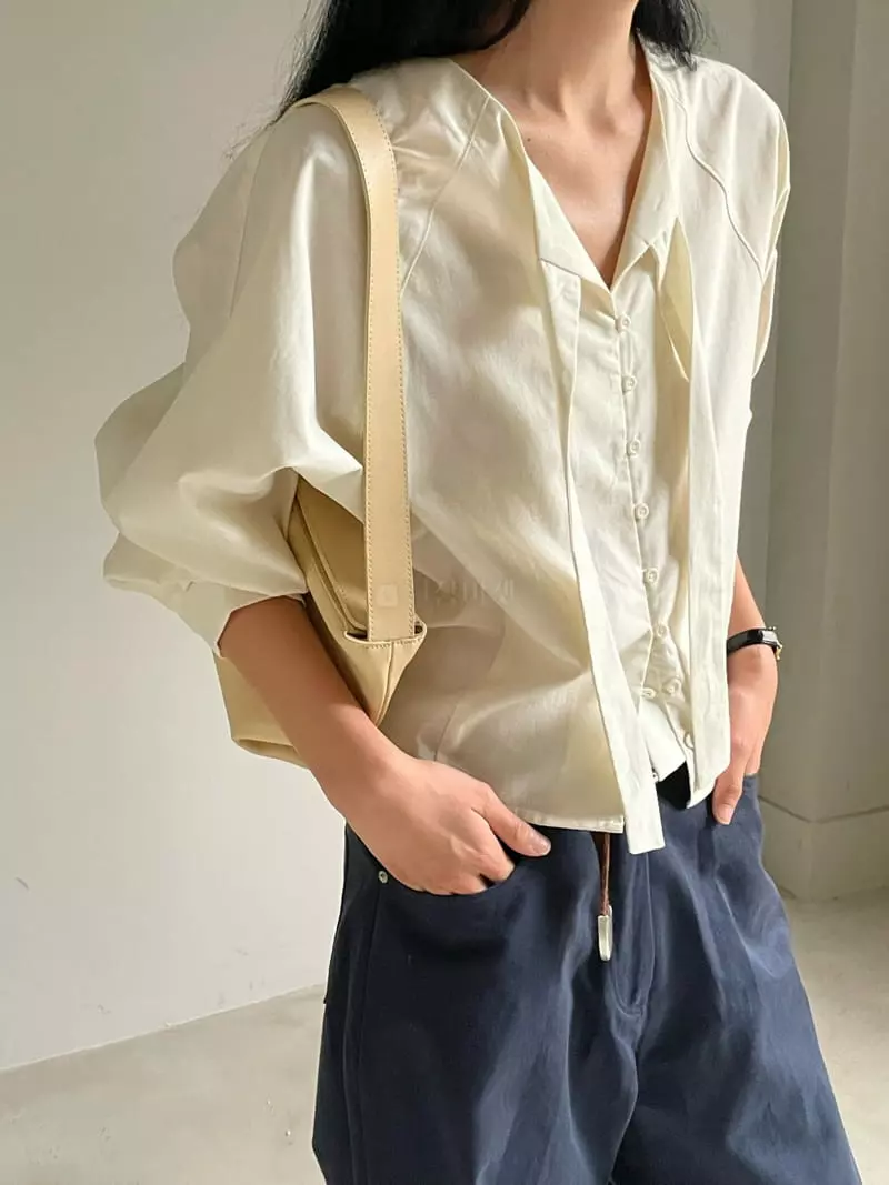 Atmosphere - Korean Women Fashion - #pursuepretty - Even Blouse - 4