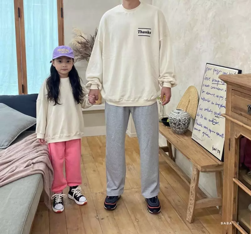 Baba J - Korean Children Fashion - #prettylittlegirls - Smile Sweatshirt with Mom Dad - 4