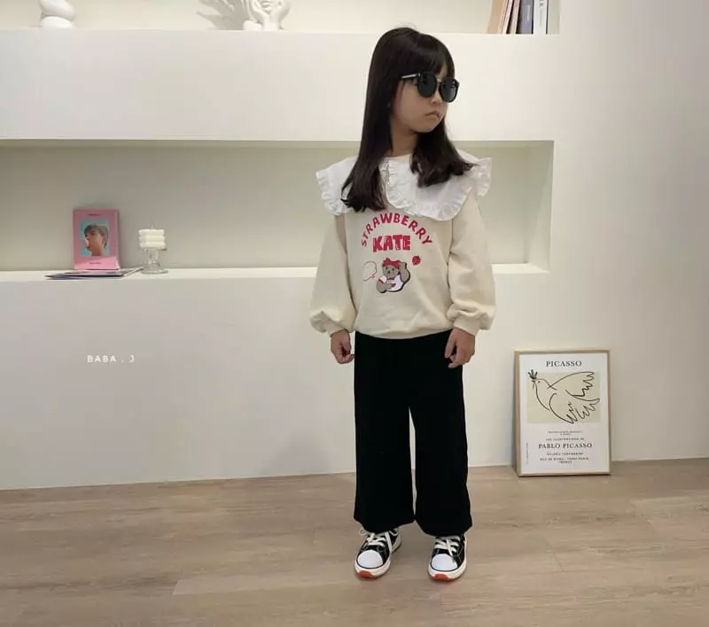 Baba J - Korean Children Fashion - #discoveringself - Strawberry Bear Frill Sweatshirt - 12