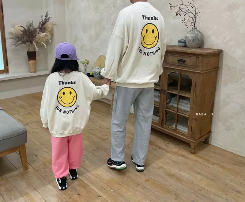 Baba J - Korean Children Fashion - #kidsshorts - Smile Sweatshirt with Mom Dad - 10
