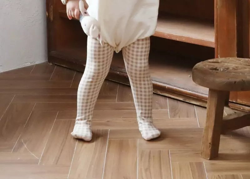 Bebe Nine - Korean Baby Fashion - #babyboutiqueclothing - Stomach Foot Leggings Check - 5