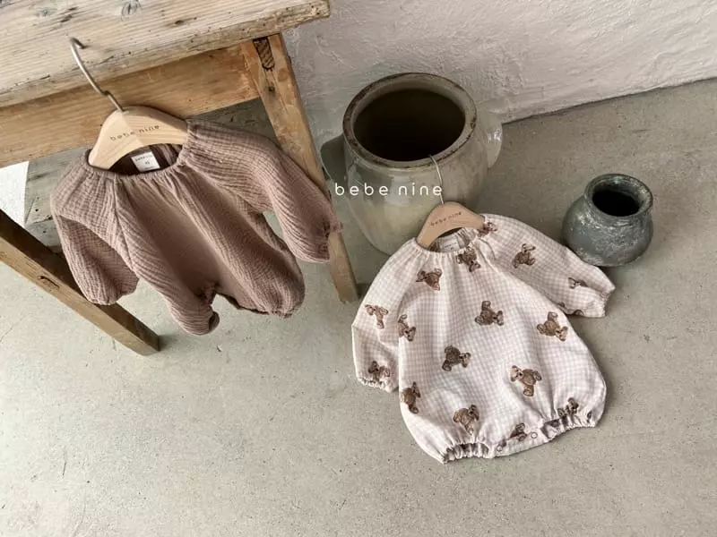 Bebe Nine - Korean Baby Fashion - #babyoninstagram - Bear Check Bear Paint Bodysuit