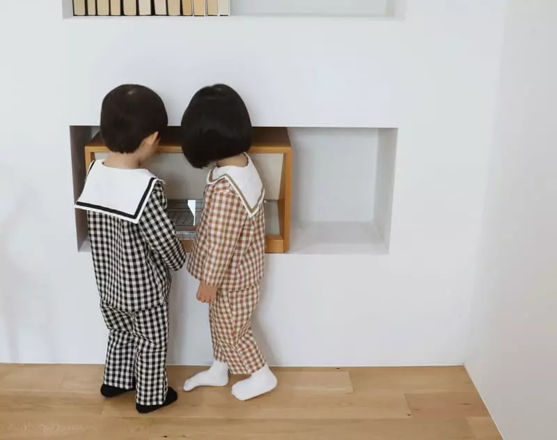 Bebe Nine - Korean Children Fashion - #childofig - Cacao Kid Top Bottom Set - 2