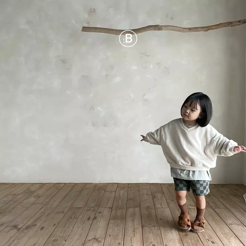 Bella Bambina - Korean Children Fashion - #childofig - V Neck Sweatshirt - 3