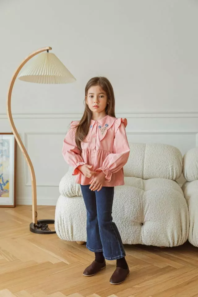 Berry Berry - Korean Children Fashion - #kidsstore - Flower Embroidery Blouse - 2