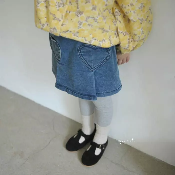 Blancblanc - Korean Children Fashion - #prettylittlegirls - Heart Pocket Skirt Leggings
