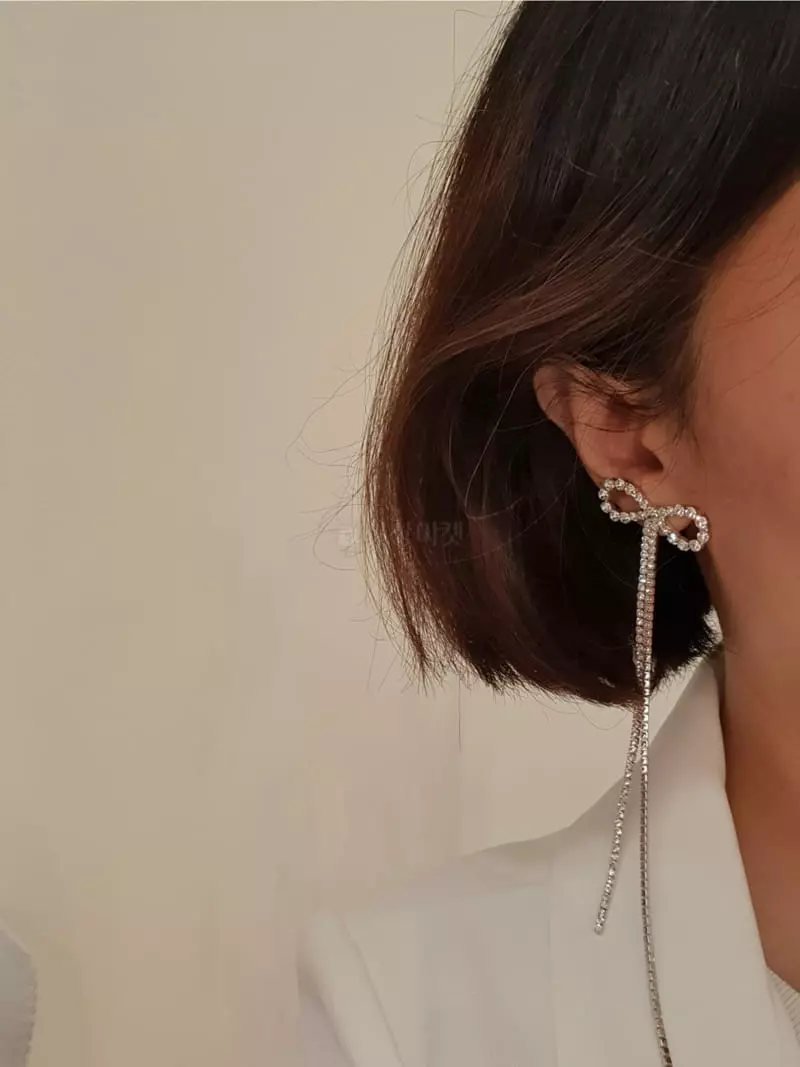Blancchouette - Korean Women Fashion - #momslook - Ribbon Pearl Earring - 2
