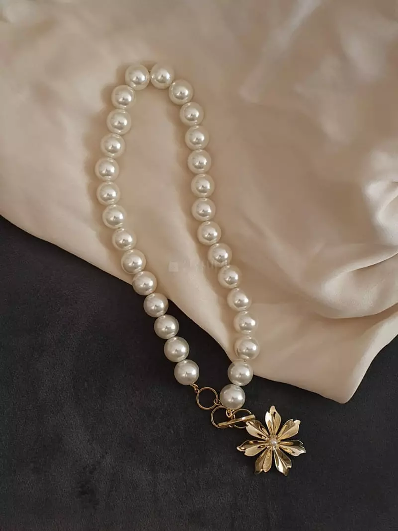Blancchouette - Korean Women Fashion - #momslook - Flower Necklace