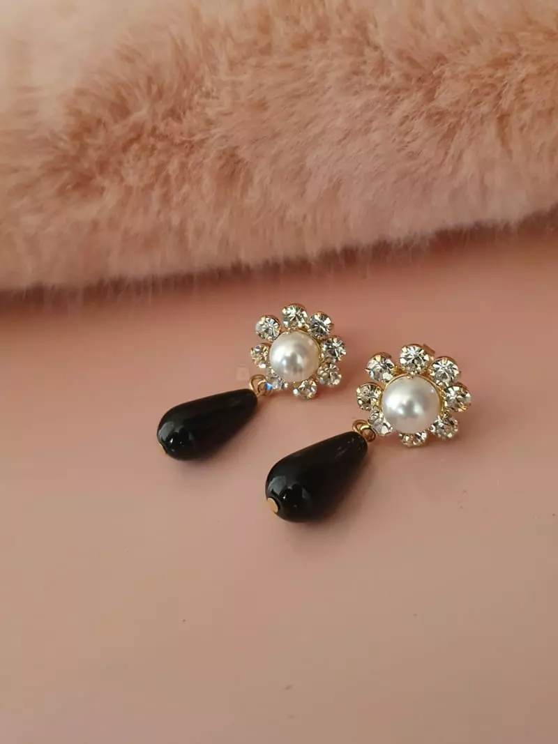 Blancchouette - Korean Women Fashion - #thatsdarling - Black4 Earring - 2