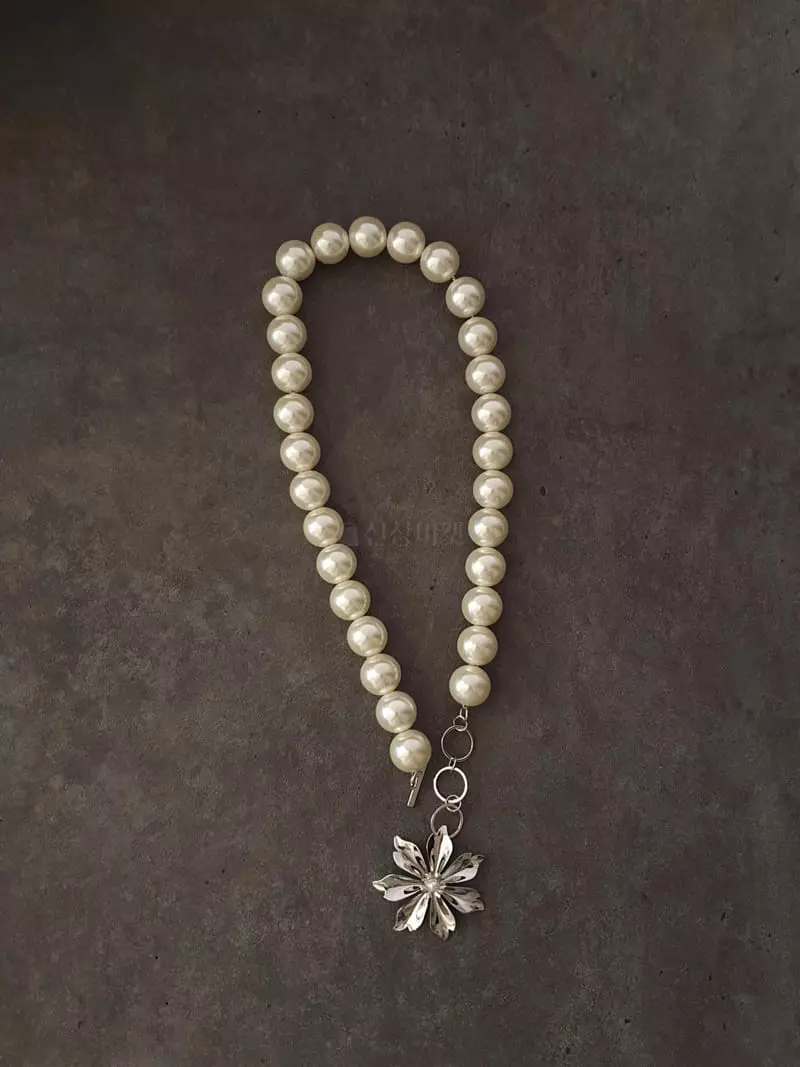 Blancchouette - Korean Women Fashion - #momslook - Flower Necklace - 4