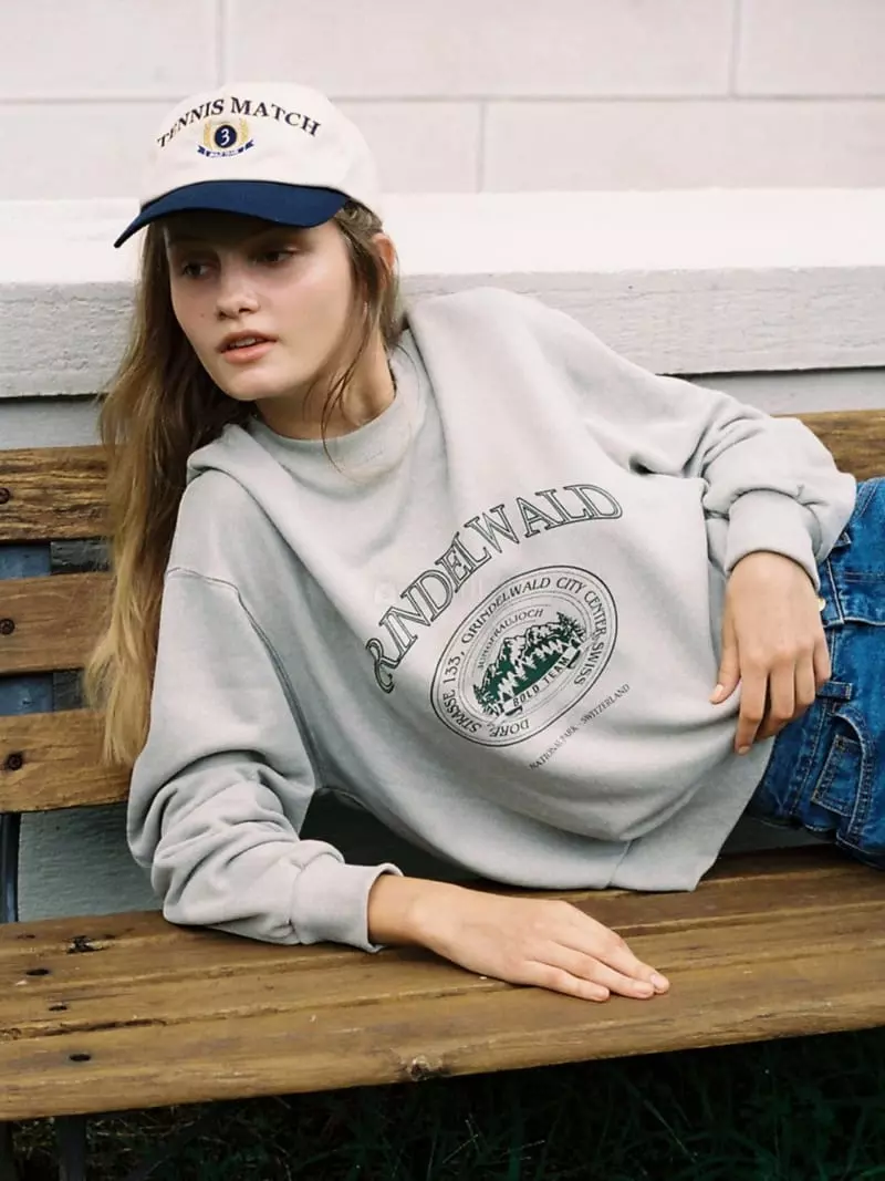 Bold - Korean Women Fashion - #thatsdarling - Grindelwald Sweatshirt - 2