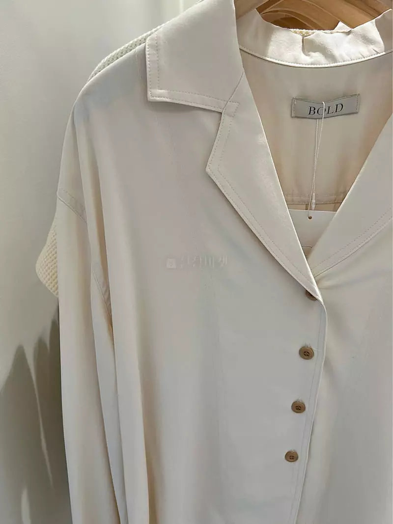 Bold - Korean Women Fashion - #vintagekidsstyle - Cubra Blouse - 2