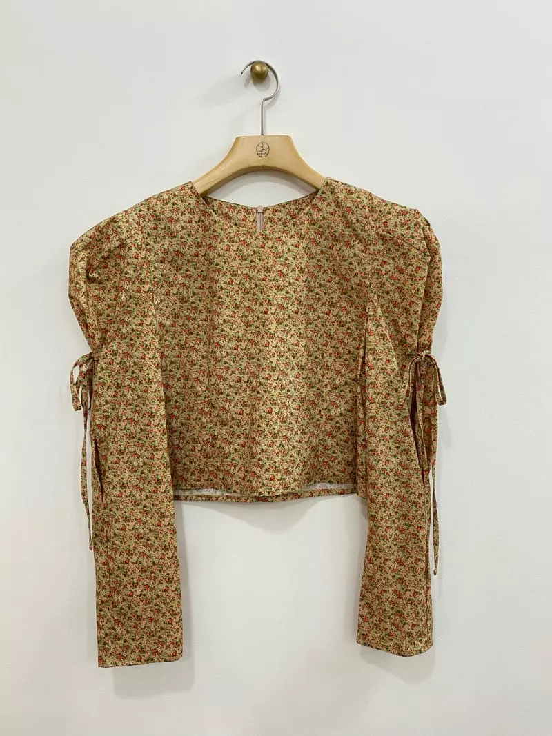 Bplan - Korean Women Fashion - #momslook - Rosa Blouse - 2