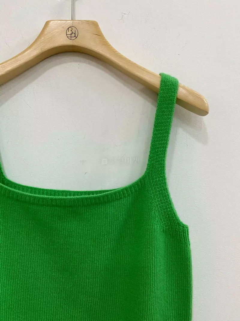 Bplan - Korean Women Fashion - #womensfashion - Square Crop String Sleeveless - 2