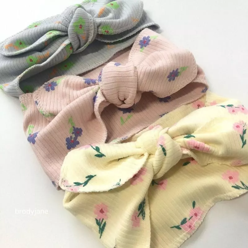Brody Jane - Korean Baby Fashion - #babyoninstagram - Daisy Rib Set