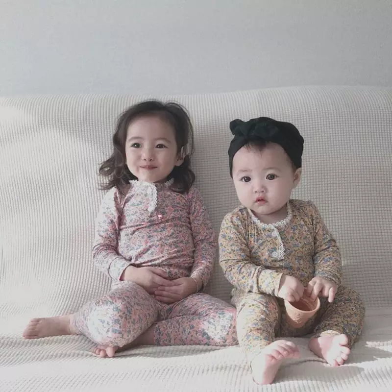 Brody Jane - Korean Children Fashion - #prettylittlegirls - Flower Lace Set - 2
